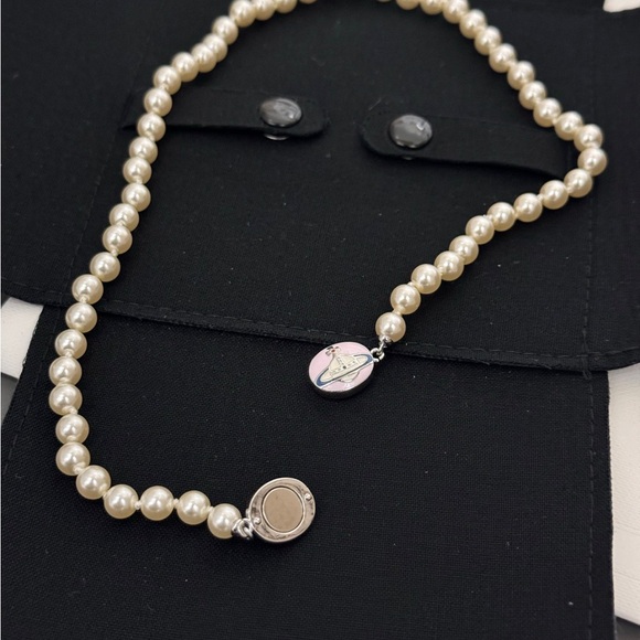 Vivienne Westwood Pearl Necklace with Silver Orb - Picture 3 of 4